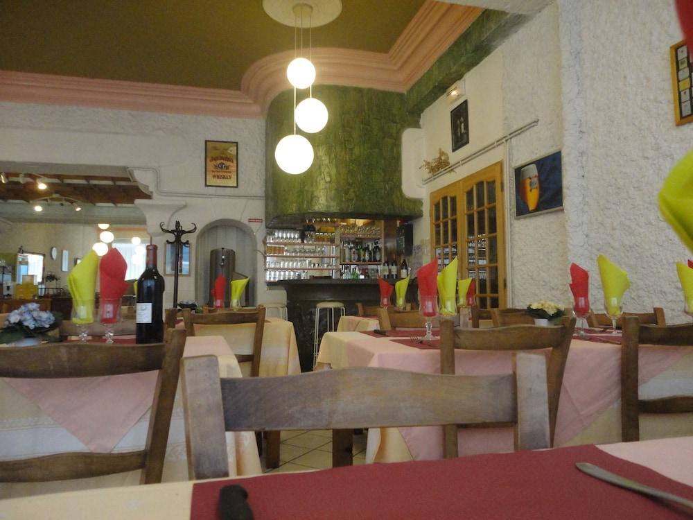 Hotel-Restaurant Le Saint Christophe لورد المظهر الخارجي الصورة